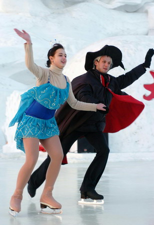 Russian actor in the performance on the ice