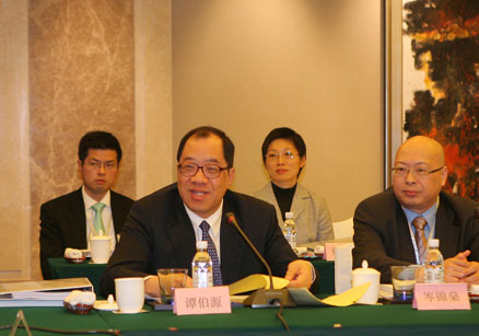 Tan Boyuan, chief of Macao's economy department