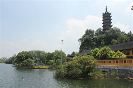 Fairy tale visit to Zhenjiang