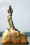 Yue female statue