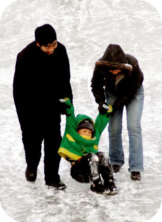 A three banks of the Songhua River in Harbin in the field of natural ice on ice