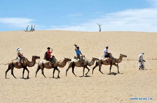 China tourism revenues reach $202 billion in H1