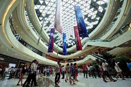 Greeted with enthusiasm in Sanya the opening of world's largest duty free mall