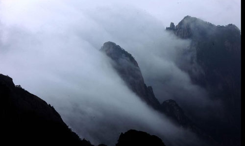 Huangshan Mountain in sea of clouds