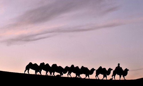 Picturesque scenery of Badain Jaran Desert in N China