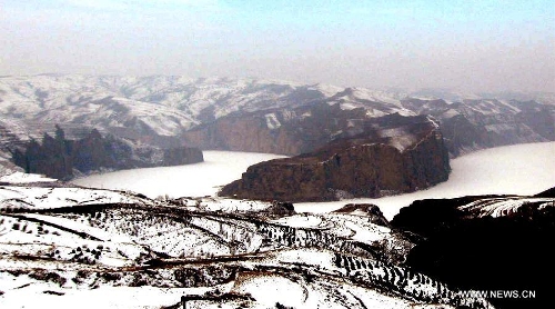 Snow-covered section of Yellow River in Inner Mongolia