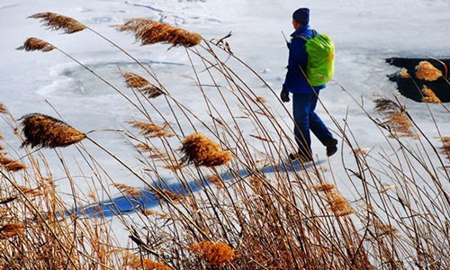 Tracing the White River in Winter