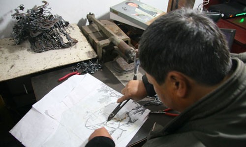 Travelogue: Iron Painting