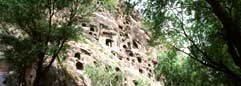 LONGMEN CAVES