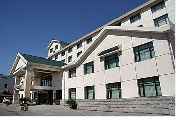 Chengde Qianyang Hotel