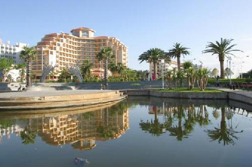 Golden Phoenix Sea View Hotel - Sanya